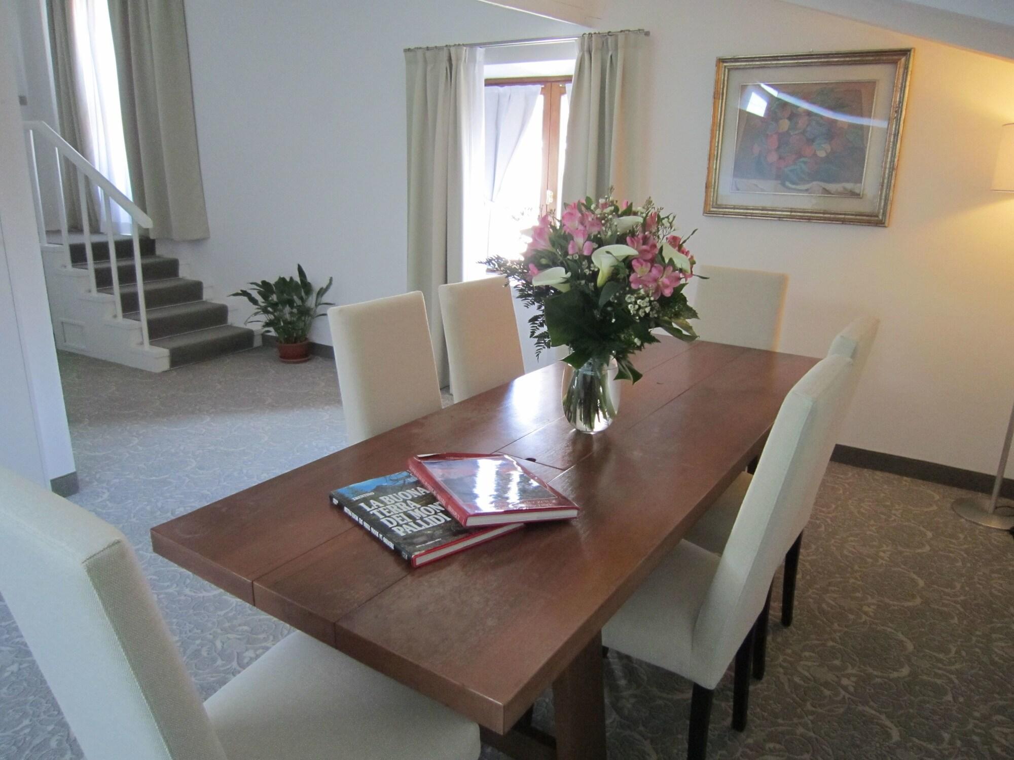 Albergo Accademia Тренто Екстериор снимка