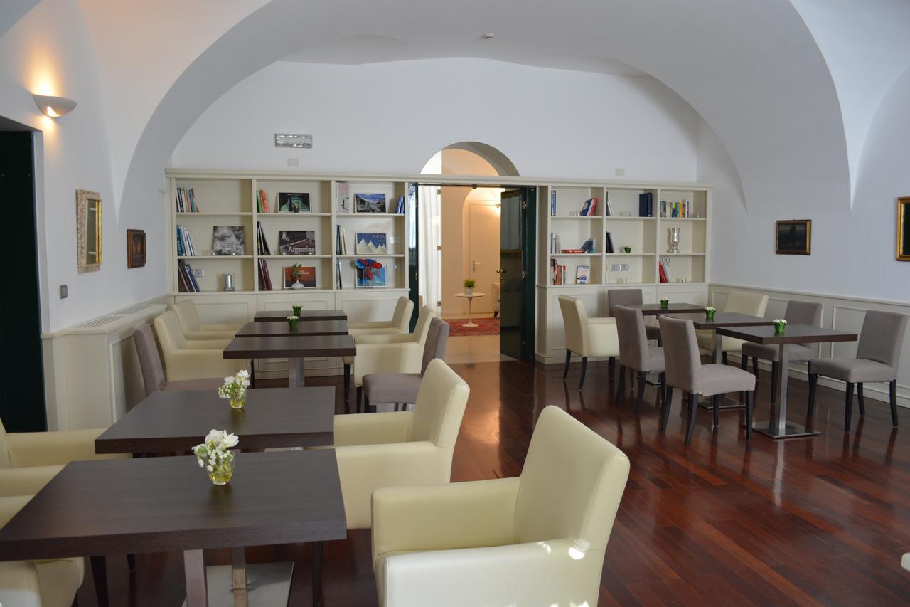 Albergo Accademia Тренто Екстериор снимка