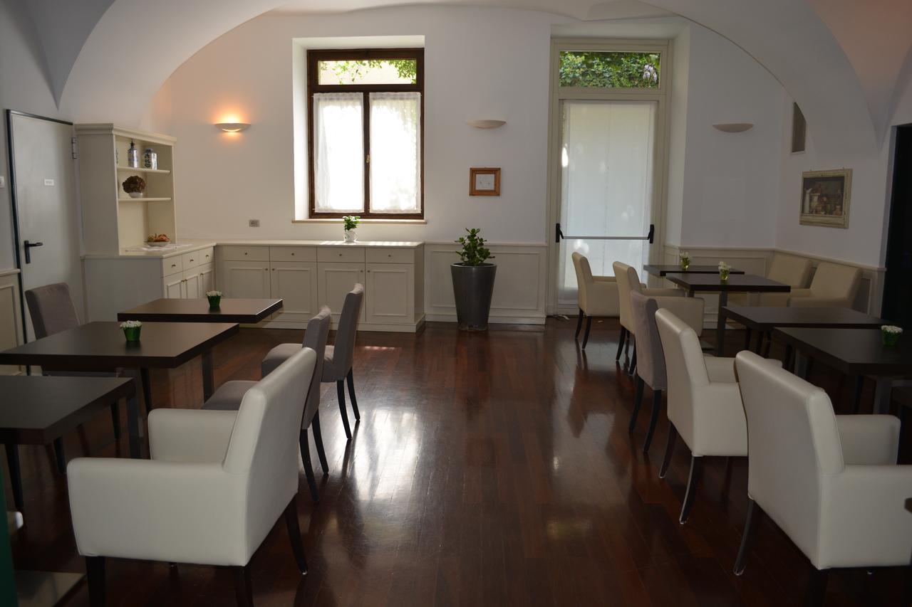 Albergo Accademia Тренто Екстериор снимка