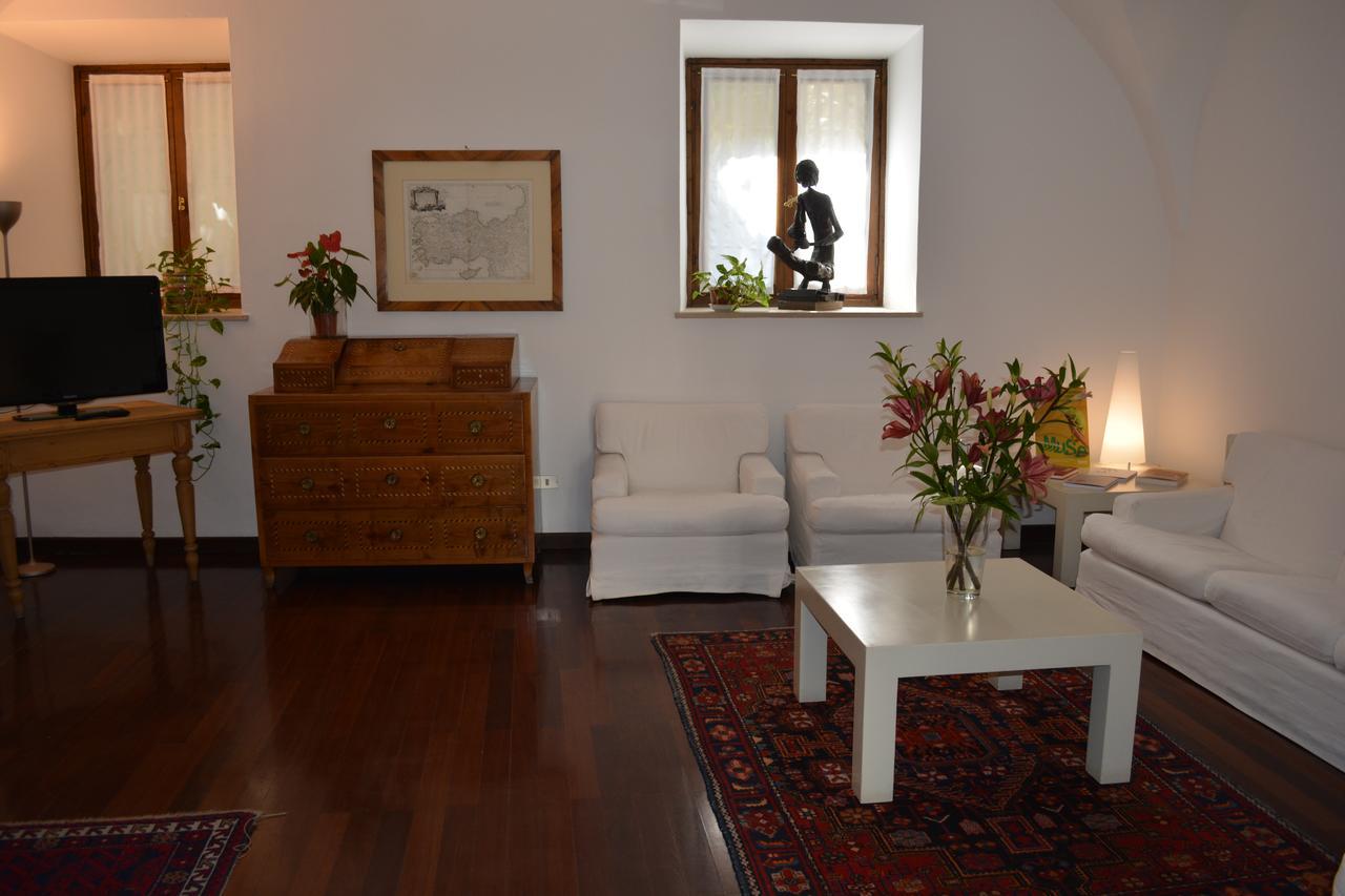 Albergo Accademia Тренто Екстериор снимка