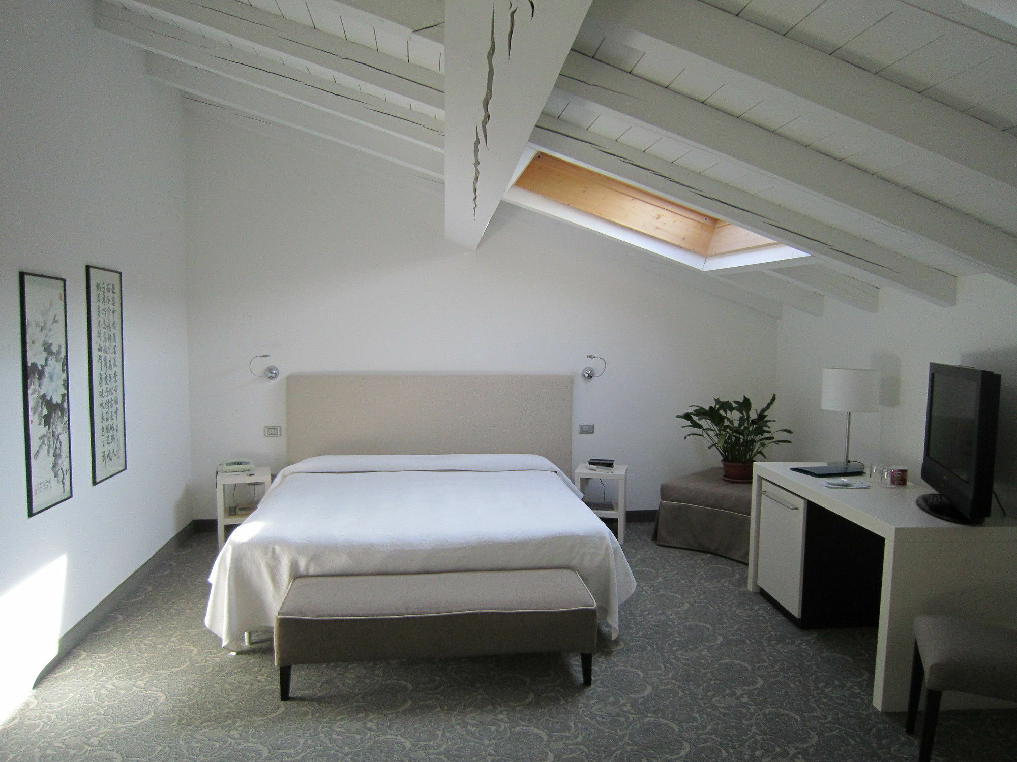 Albergo Accademia Тренто Екстериор снимка