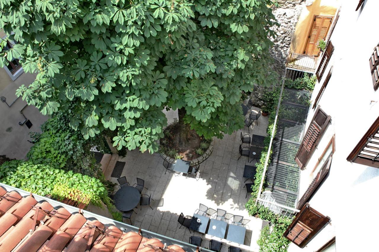 Albergo Accademia Тренто Екстериор снимка