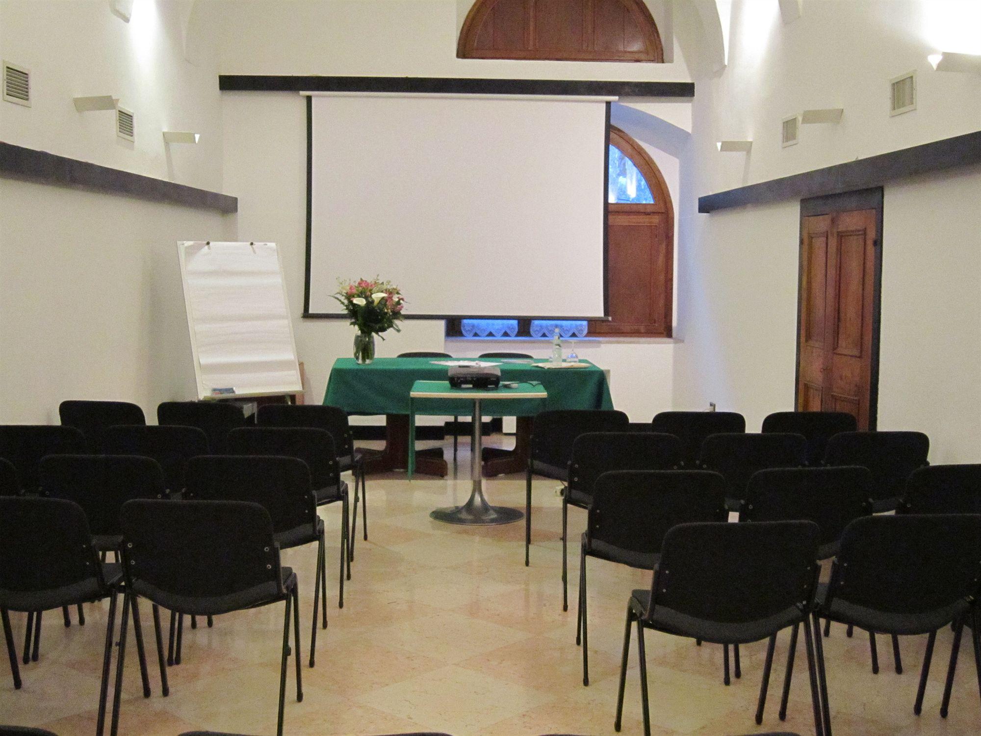 Albergo Accademia Тренто Екстериор снимка